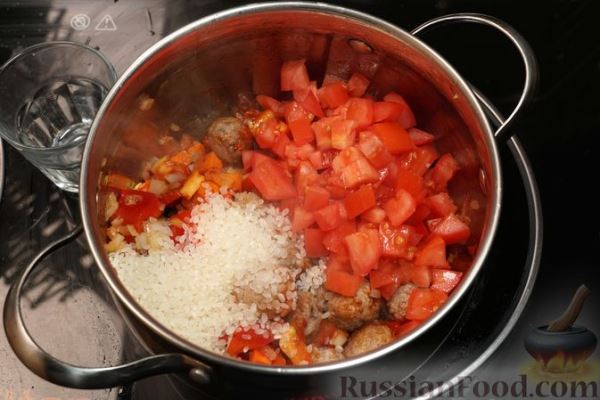 Суп с фрикадельками, рисом и овощами